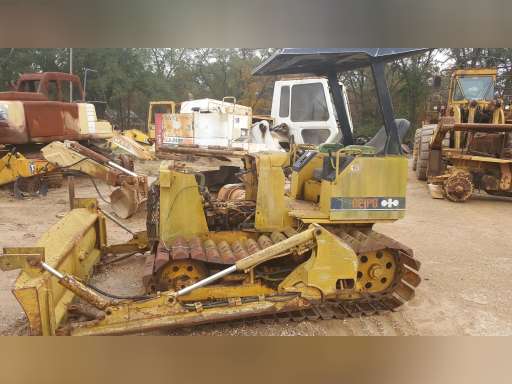 download Komatsu D21S 6 Bulldozer able workshop manual