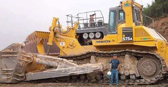 download Komatsu D575A 2 Super Dozer Bulldozer able workshop manual