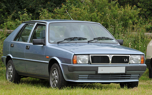 download Lancia Delta Prisma 4WD Delta HF 4WD able workshop manual
