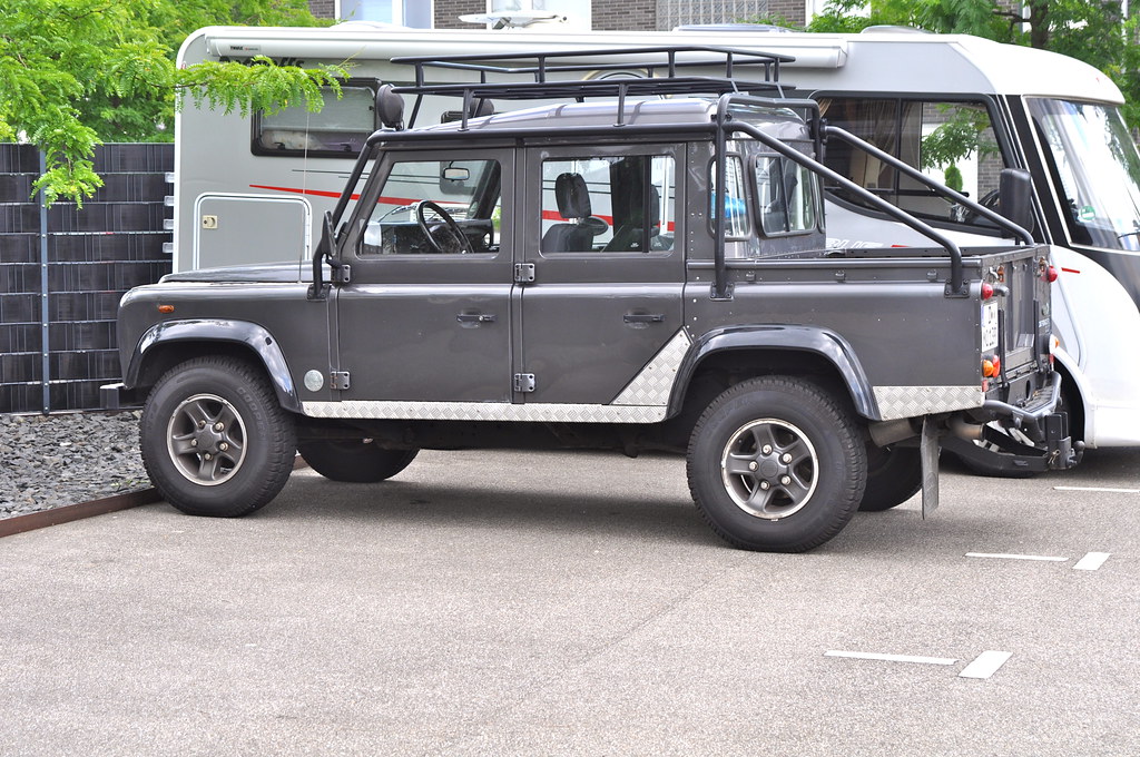 download Land Rover Defender workshop manual