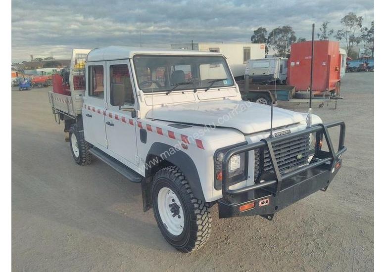 download <img src=http://www.theworkshopmanualstore.com/simple999/images/Land%20Rover%20Defender%20x/1.2021-Land-Rover-Defender-Engine.png width=743 height=467 alt = 