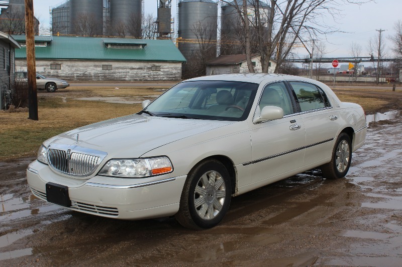 download Lincoln Town CAR workshop manual