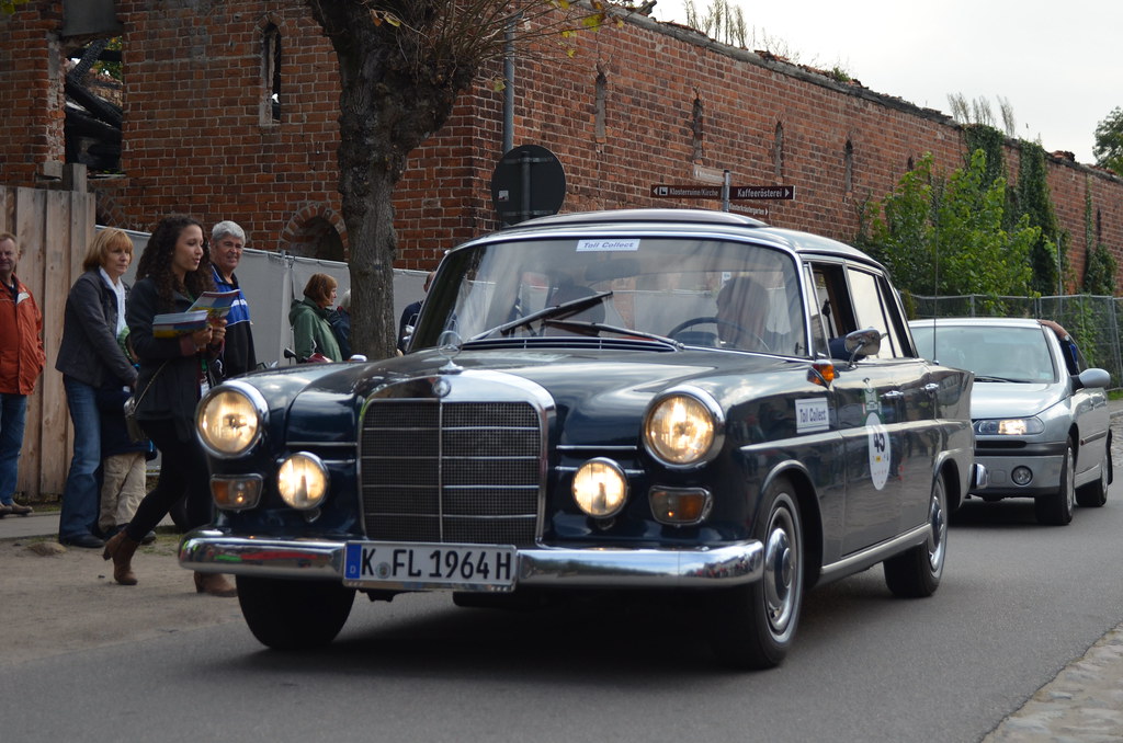 download MERCEDES BENZ 190 workshop manual