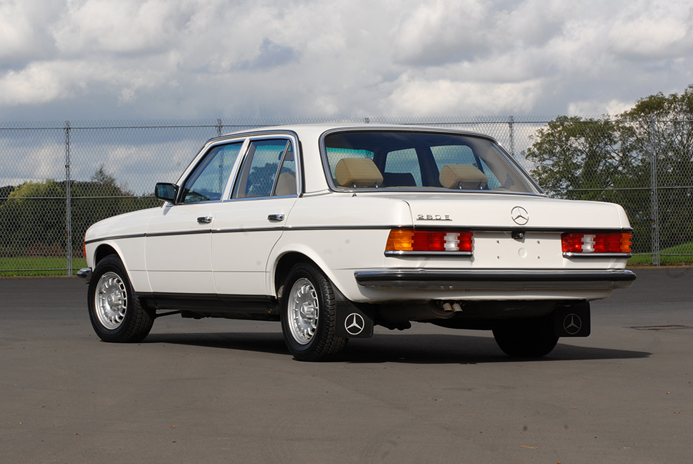 download MERCEDEZ BENZ W123 workshop manual