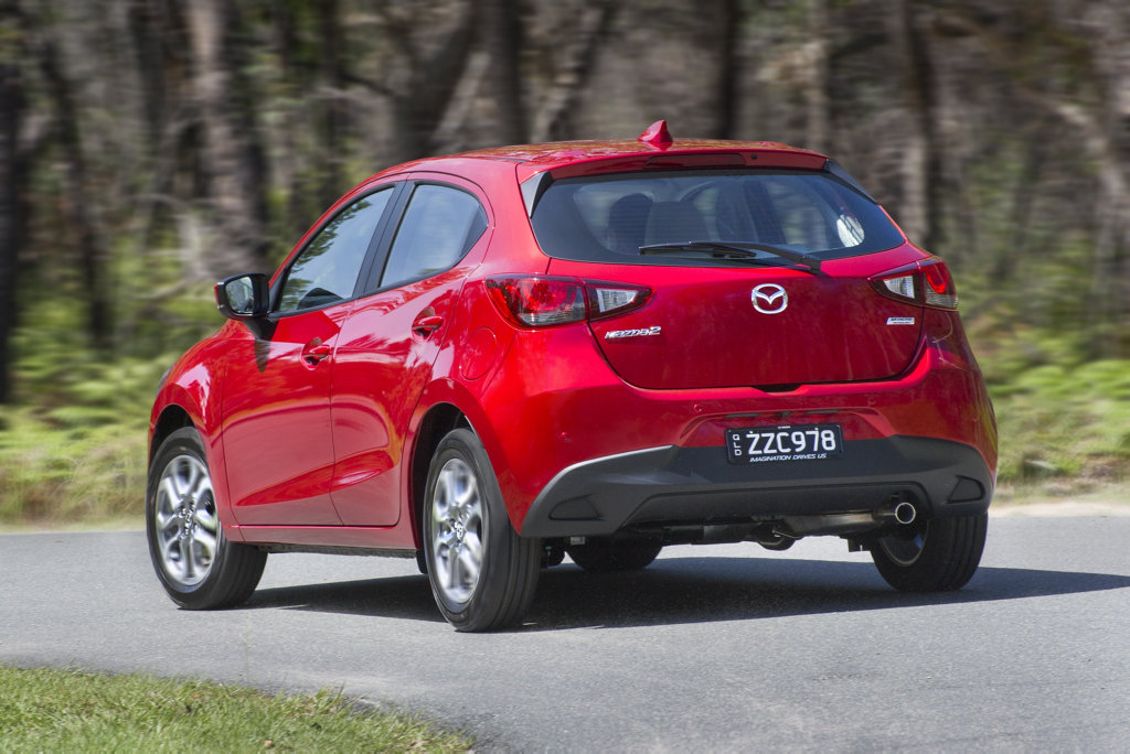 download Mazda 2 Facelift Training workshop manual