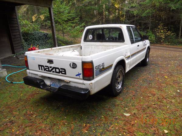 download Mazda B2200 workshop manual