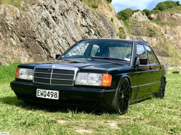 download Mercedes 190E 85 workshop manual