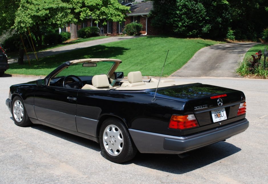 download Mercedes 300 CE Cabriolet workshop manual