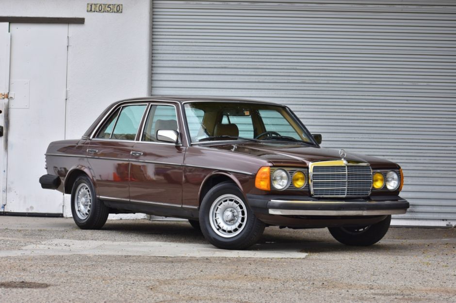 download Mercedes 300 D Turbo workshop manual