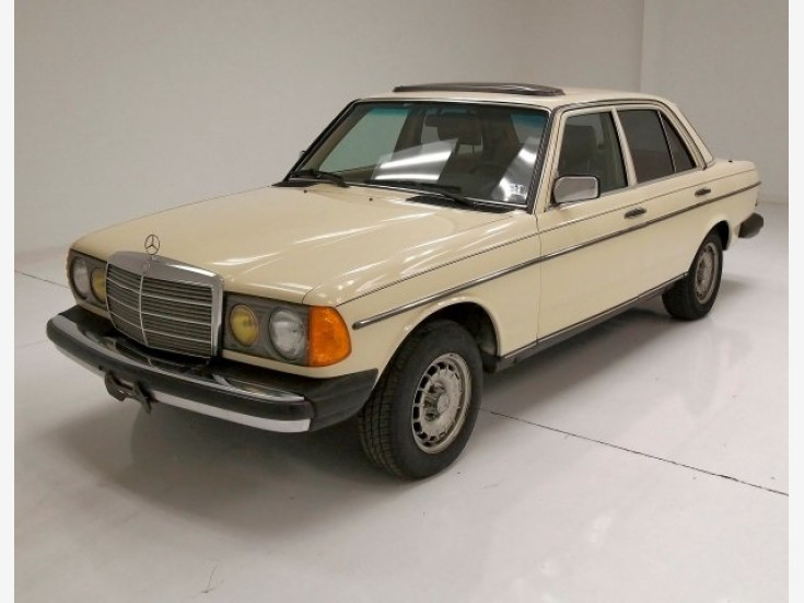 download Mercedes 300CD 85 workshop manual