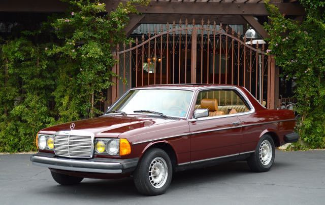 download Mercedes 300CD 85 workshop manual