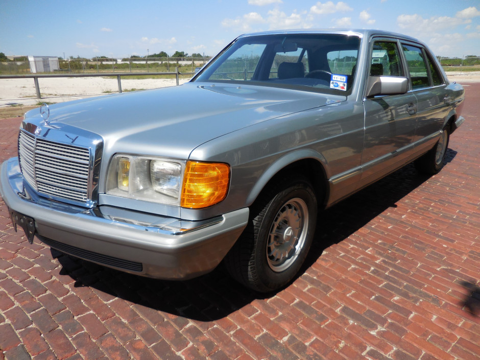 download Mercedes 380 SEL workshop manual