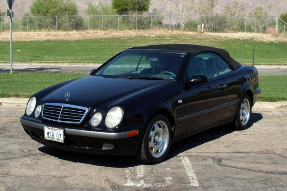 download Mercedes Benz CLK320 workshop manual