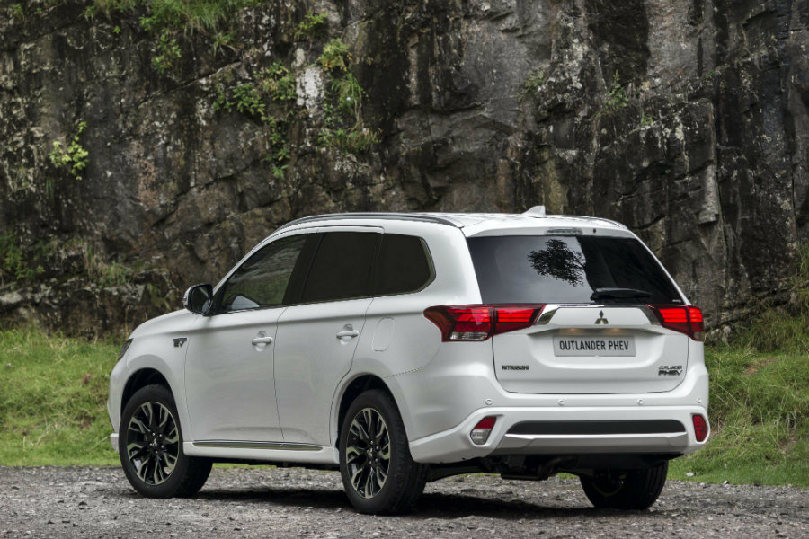 download Mitsubishi Outlander workshop manual