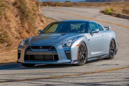 download Nissan GT R workshop manual