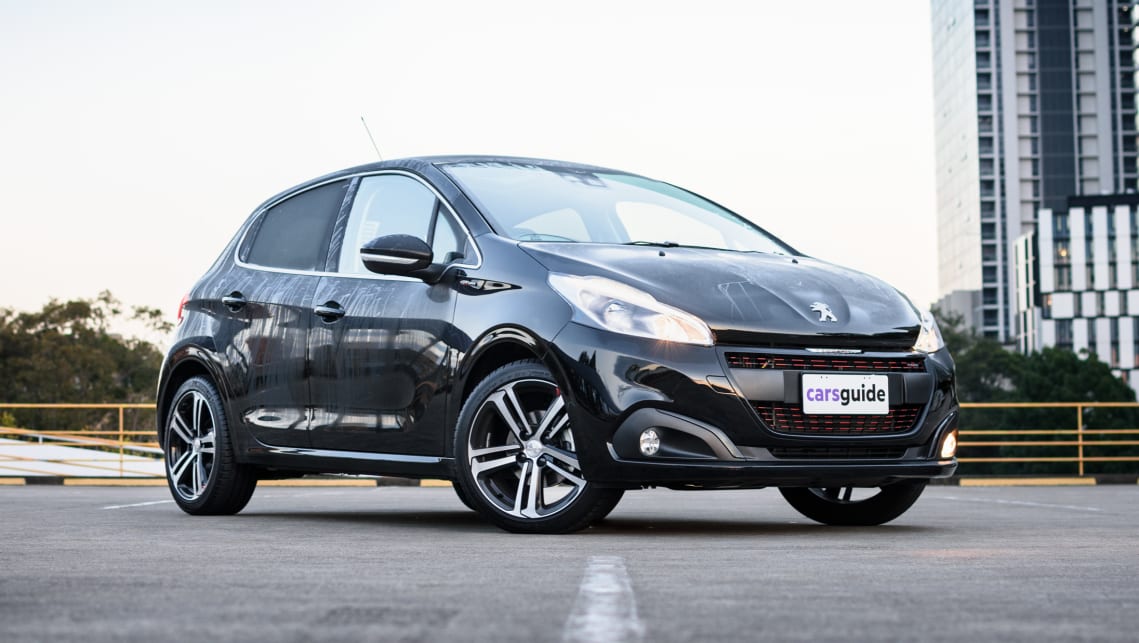 download PEUGEOT 208 workshop manual