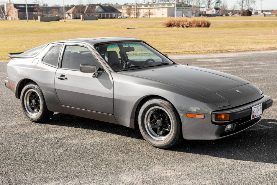 download PORSCHE 944Models able workshop manual