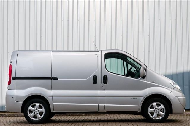 download Renault Trafic II workshop manual