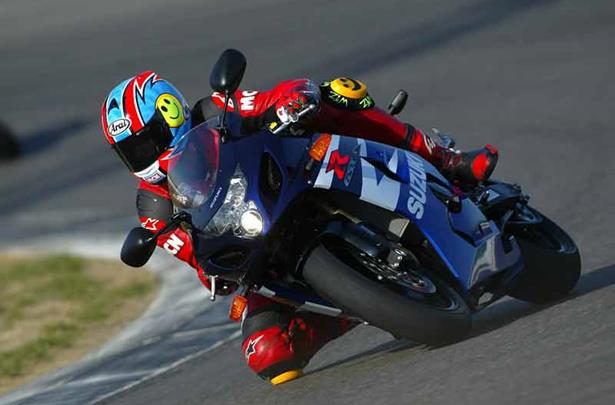 download SUZUKI GSX R600 Motorcycle able workshop manual