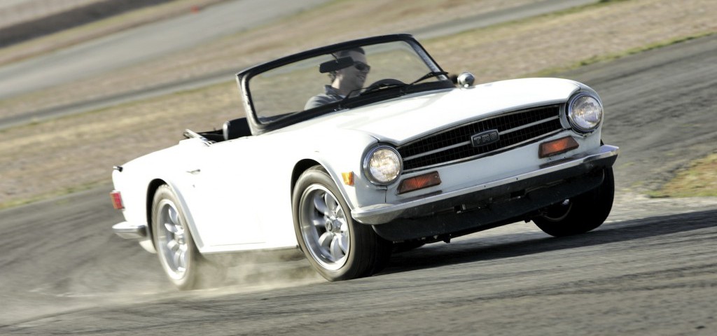 download Triumph TR6 workshop manual