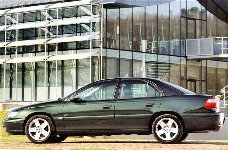 download VAUXHALL OMEGA B2 workshop manual