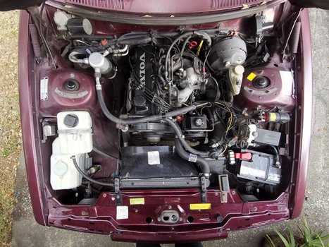 download VOLVO 240 Engine workshop manual