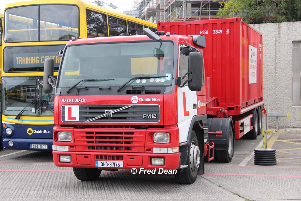 download VOLVO FM12 Lorry Bus workshop manual