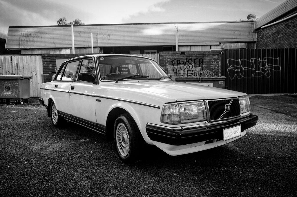 download Volvo 240 able workshop manual