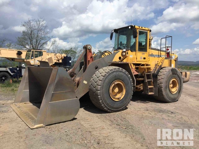 download Volvo L220D Wheel Loader able workshop manual