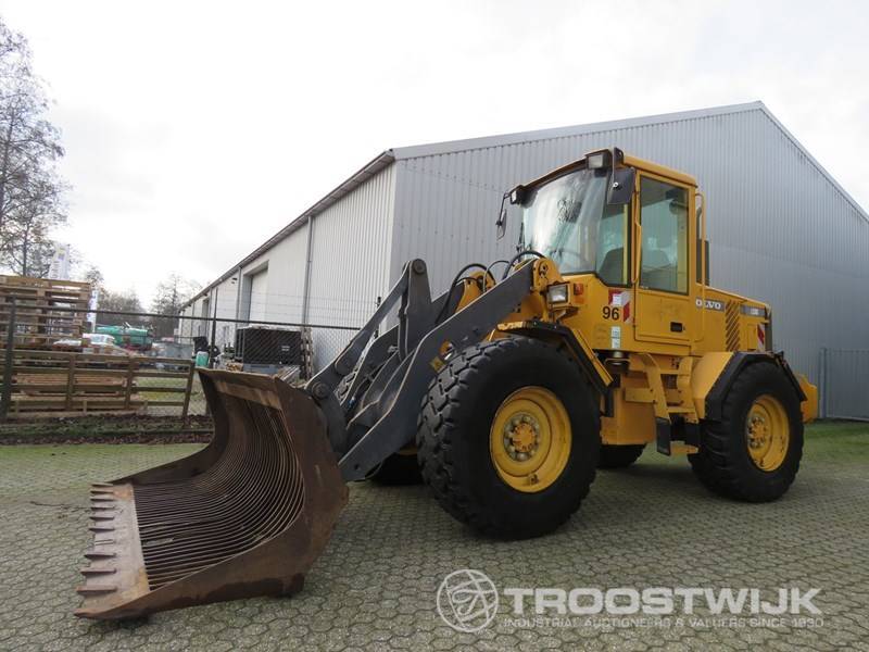 download Volvo L50D Wheel Loader able workshop manual