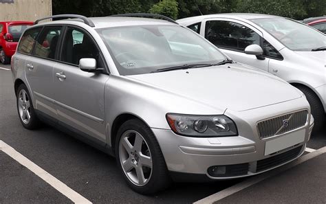 download Volvo V50 workshop manual