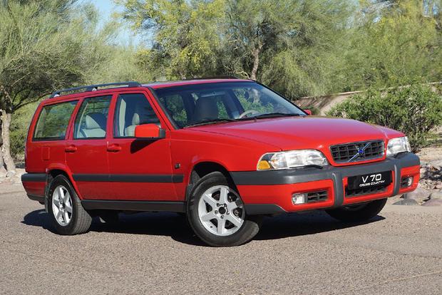 download Volvo V70 XC70 V70 R workshop manual